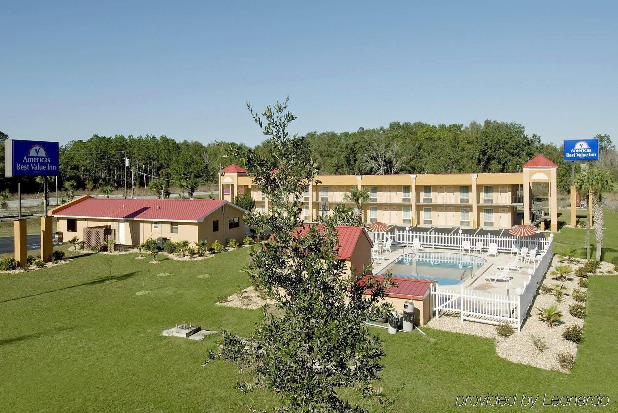 Americas Best Value Inn&Suites Bismarck Exterior foto